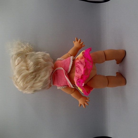 GALOOB BABY FACE #8 SO DELIGHTFUL DEEDEE - Picture 3 of 6